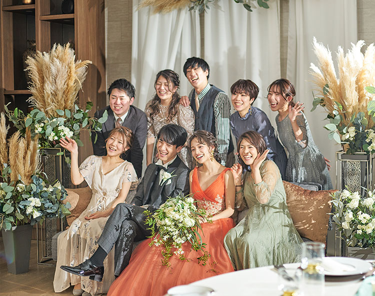 Tomodachiウェディングパーティプラン セントアクアチャペル