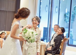セントアクアチャペル本町