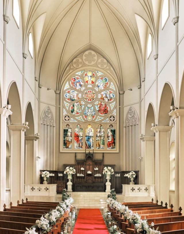 関東一部限定●　アンティーク　ベンチ　教会　店舗什器　撮影　映画 チッペンデールのアンティーク家具のリプロダクション｜アンティーク